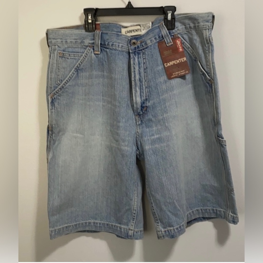 Levis loose fit shorts